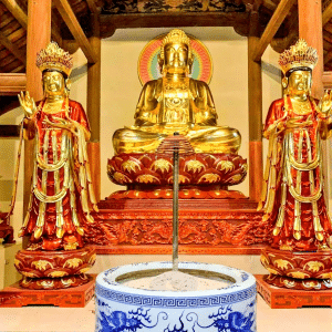 Tượng A Di Đà Thếp Vàng